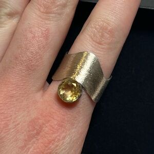 Sterling silver wave ring with citrine stone. Size 7.5